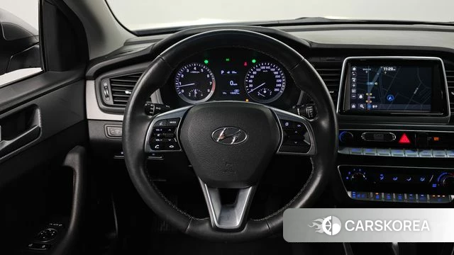 Hyundai Sonata New Rise 2018 Серебристо-серый из Кореи, фото 3