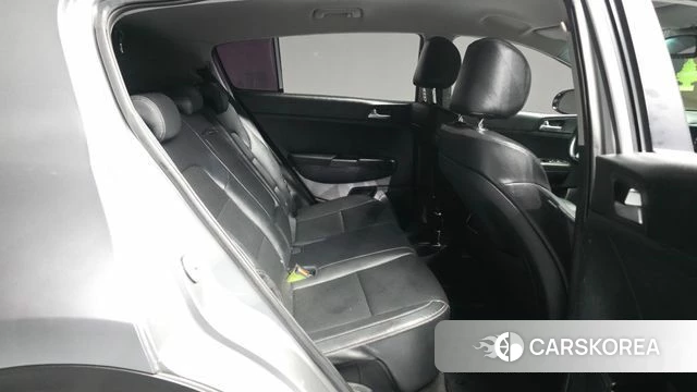 Kia Sportage The Bold 2020 Серебристо-серый из Кореи, фото 3