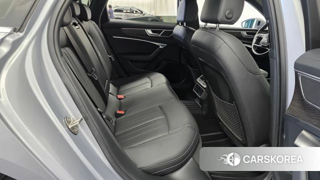 Audi A6 (C8) 2023 Серебряный из Кореи, фото 3