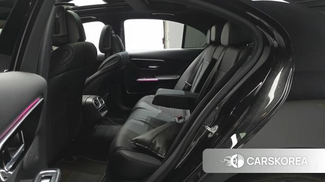 Mercedes-Benz C-Class W206 2022 Черный из Кореи, фото 3