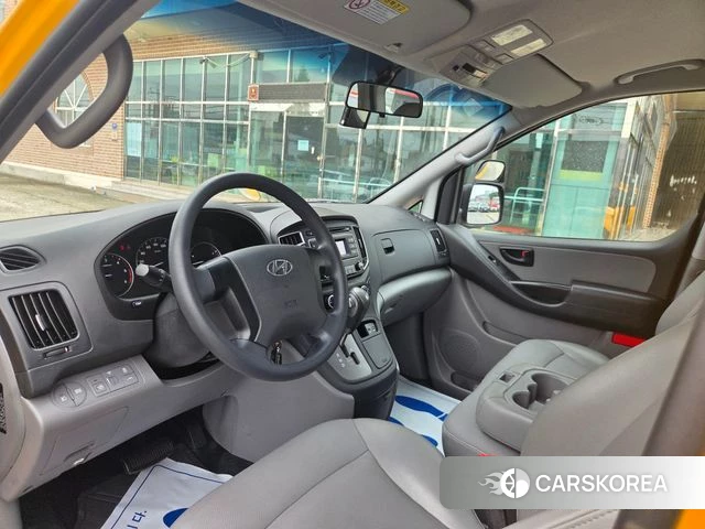 Hyundai The New Grand Starex 2018 Желтый из Кореи, фото 3