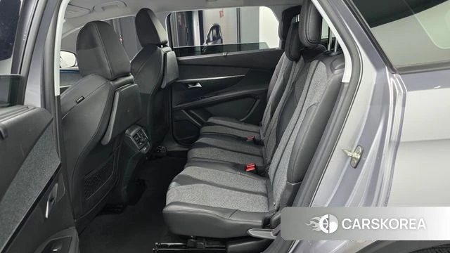 Peugeot 5008 second generation 2018 Серый из Кореи, фото 3