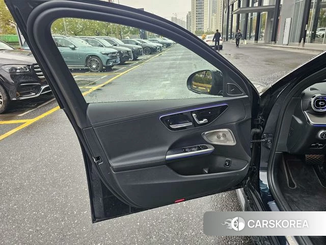 Mercedes-Benz C-class 2025 Зеленый из Китая, фото 3