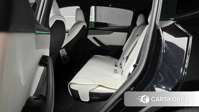 Tesla Model Y 2026 Черный из Кореи, фото 3