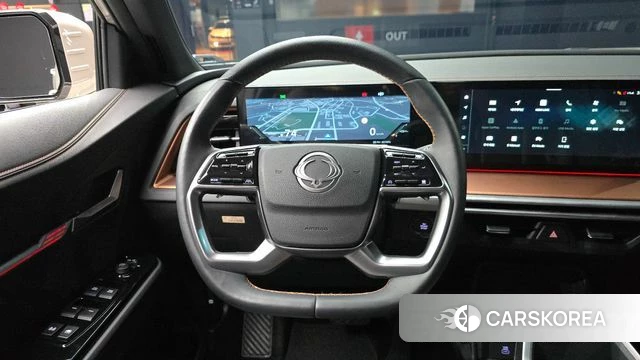 Ssangyong Torres EVX 2024 Жемчужный цвет из Кореи, фото 3
