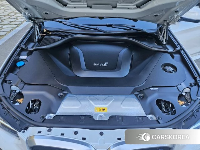 BMW iX3 2023 Белый из Кореи, фото 3