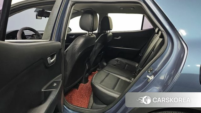 Kia Stonic 2018 Синий из Кореи, фото 3