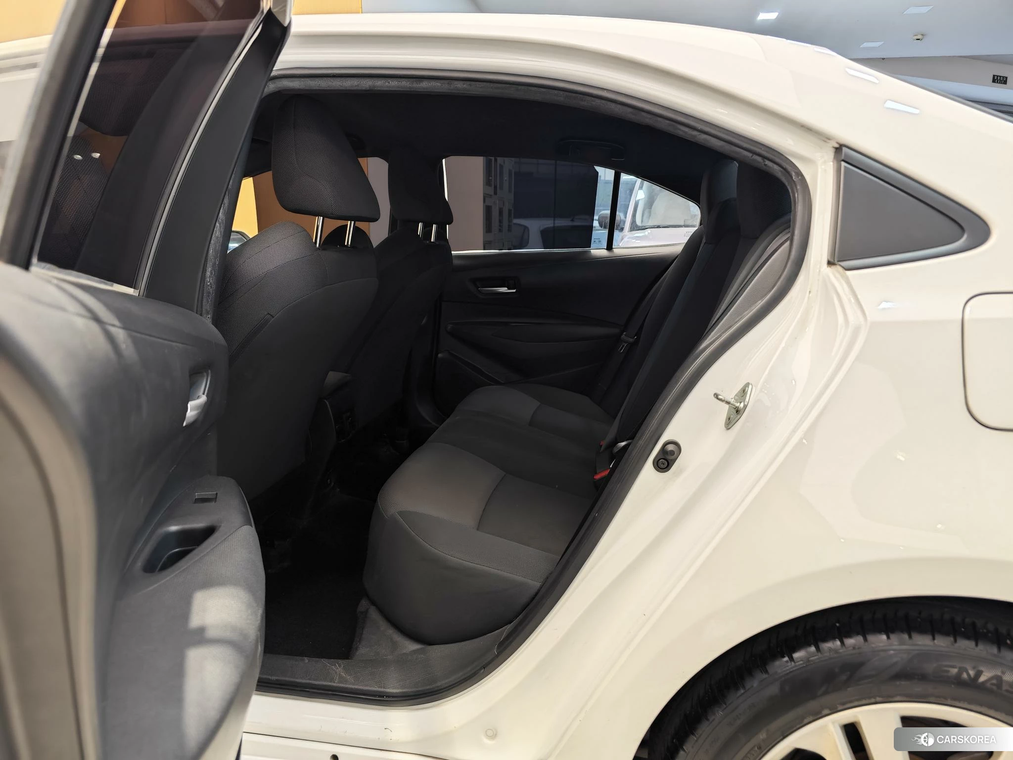 Toyota Levin 2021 Белый из Китая, фото 3