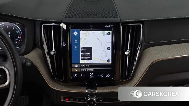 Volvo XC60 second Generation 2019 Белый из Кореи, фото 3