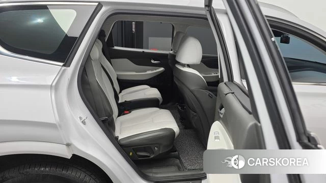 Hyundai The New Santa Fe 2022 Белый из Кореи, фото 3