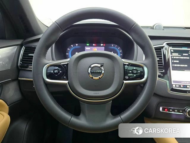 Volvo XC90 second Generation 2024 Белый из Кореи, фото 3