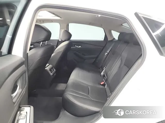 Honda Accord 11th Generation 2023 Белый из Кореи, фото 3
