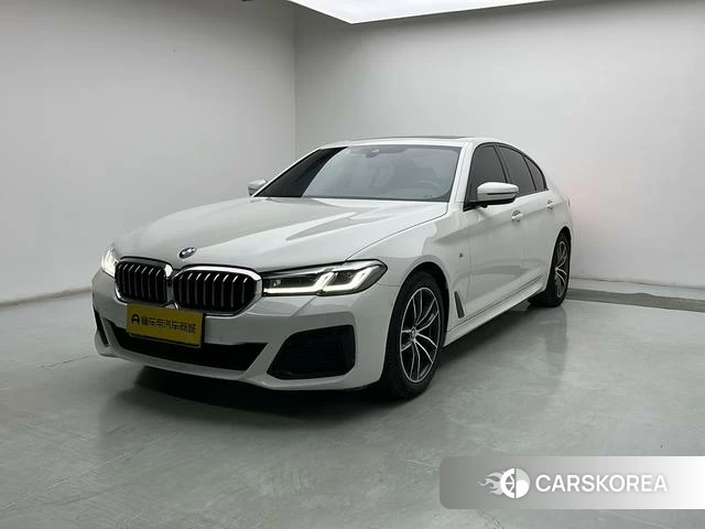 BMW 5 series 2020 Белый из Китая, фото 3