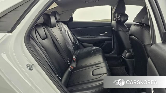 Hyundai Avante (CN7) 2021 Белый из Кореи, фото 3
