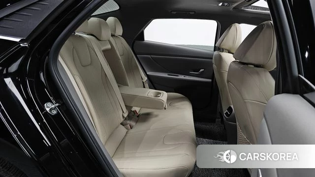 Hyundai Avante (CN7) 2022 Черный из Кореи, фото 3