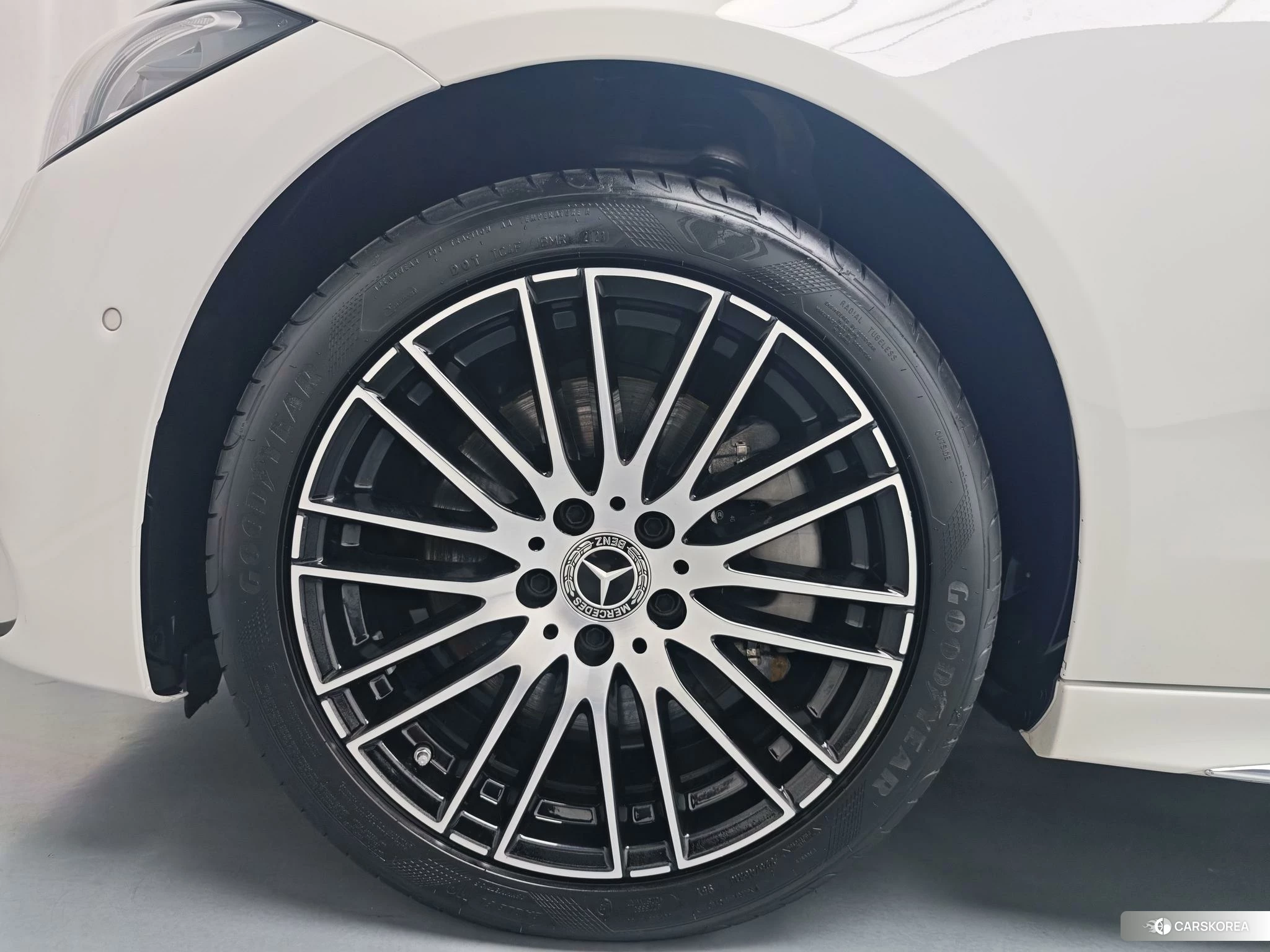 Mercedes-Benz C-class 2022 Белый из Китая, фото 3