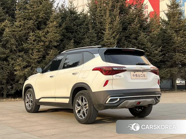 Kia KX3 2021 Белый из Китая, фото 3
