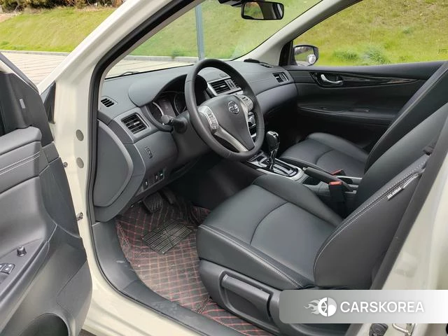 Nissan Tiida 2023 Белый из Китая, фото 3
