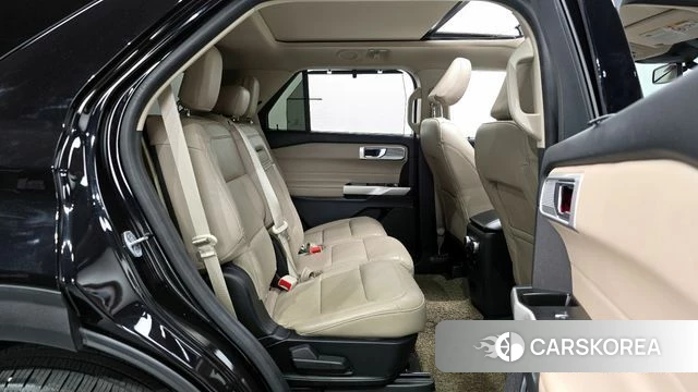 Ford Explorer 6th Generation 2022 Черный из Кореи, фото 3