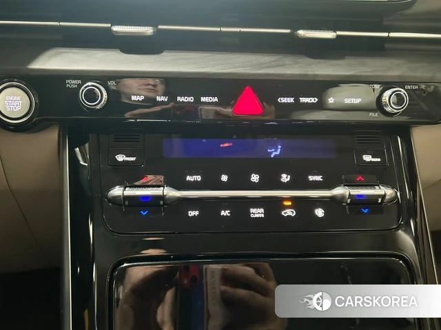Kia Carnival 4th generation 2023 Белый из Кореи, фото 3