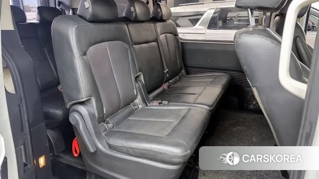Hyundai Staria 2021 Белый из Кореи, фото 3