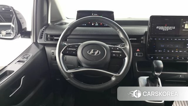 Hyundai Staria 2022 Серебряный из Кореи, фото 3