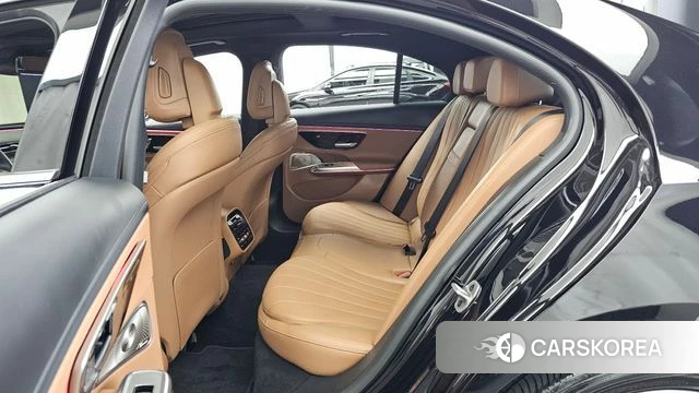 Mercedes-Benz E-Class W214 2024 Черный из Кореи, фото 3
