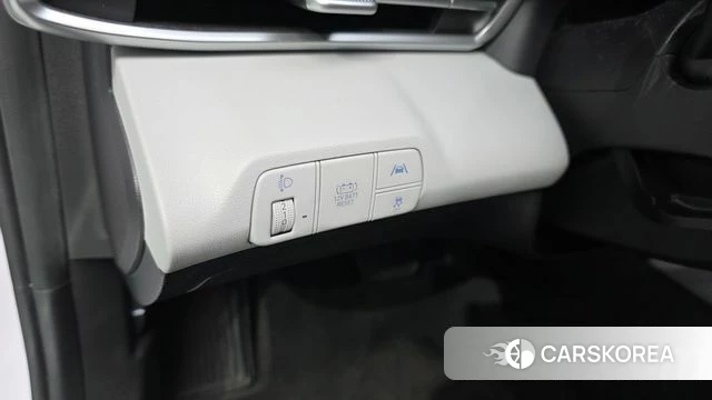 Hyundai Avante Hybrid (CN7) 2021 Белый из Кореи, фото 3