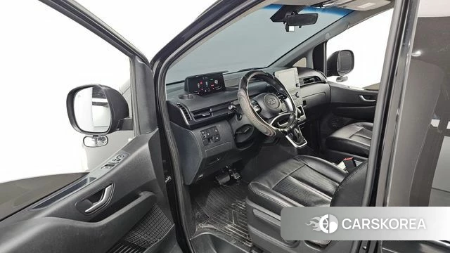 Hyundai Staria 2022 Черный из Кореи, фото 3