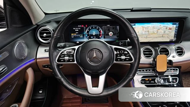 Mercedes-Benz E-Class W213 2018 Черный из Кореи, фото 3