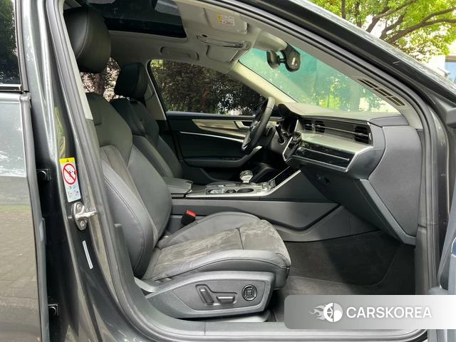 Audi A6 2021 Темно-серый из Китая, фото 3