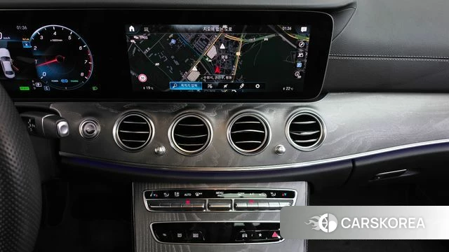 Mercedes-Benz E-Class W213 2022 Синий из Кореи, фото 3