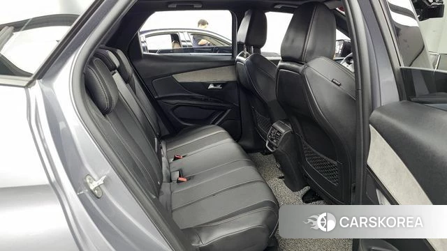 Peugeot 3008 second generation 2022 Серебристо-серый из Кореи, фото 3