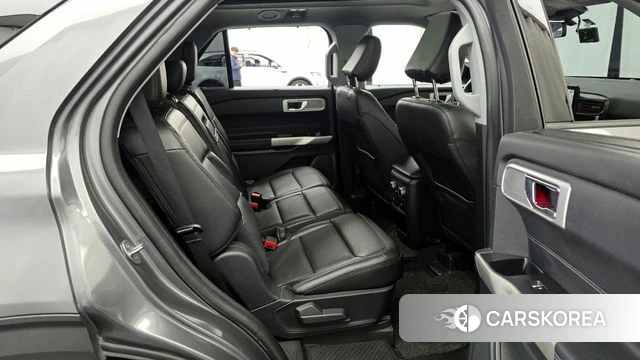 Ford Explorer 6th Generation 2021 Серый из Кореи, фото 3
