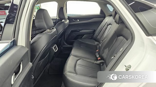 Kia K5 3rd generation 2023 Белый из Кореи, фото 3