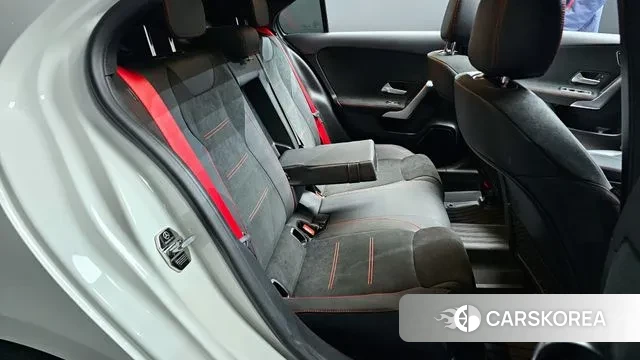 Mercedes-Benz A-Class W177 2022 Белый из Кореи, фото 3