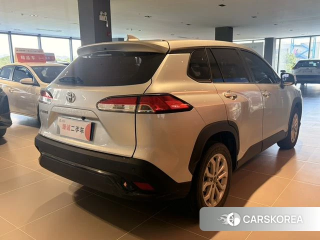 Toyota Frontlander 2022 Серебристо-серый из Китая, фото 3