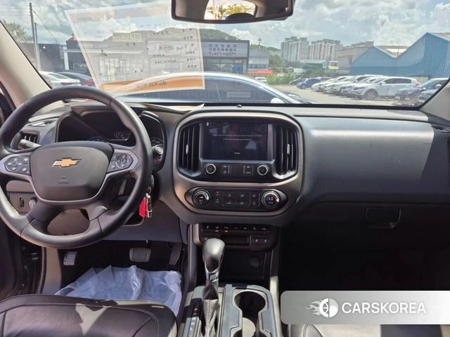 Chevrolet (GM Daewoo) Real New Colorado 2023 Черный из Кореи, фото 3