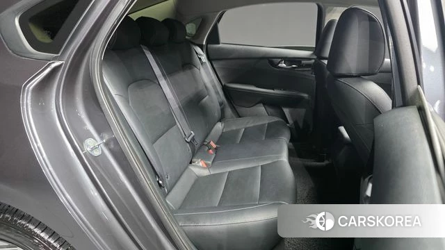 Kia The New K3 2nd generation 2022 Серый из Кореи, фото 3