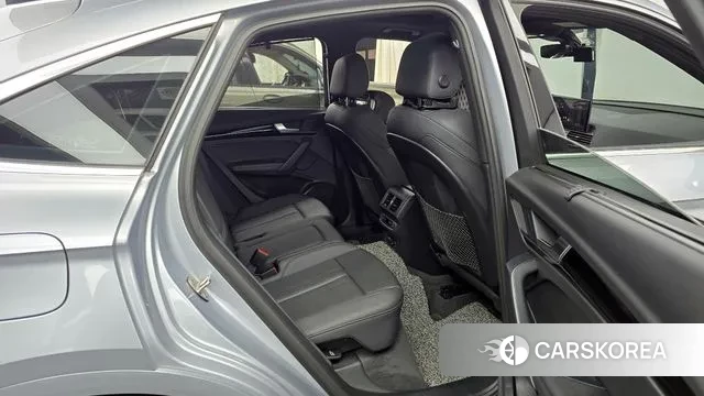 Audi Q5 (FY) 2022 Серебряный из Кореи, фото 3