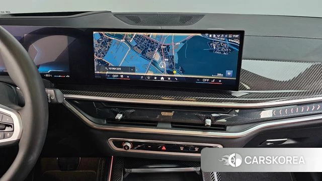 BMW X7 (G07) 2025 Черный из Кореи, фото 3
