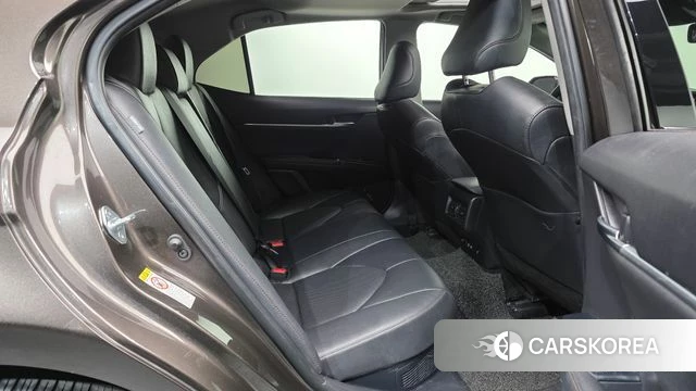 Toyota Camry (XV70) 2018 Цвет тростника из Кореи, фото 3