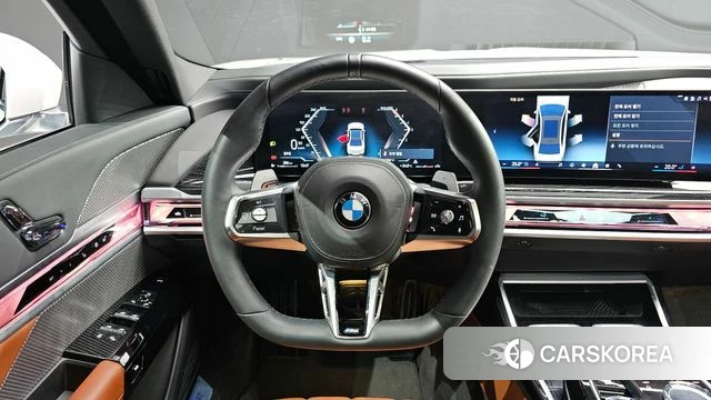 BMW 7 Series (G70) 2025 Белый из Кореи, фото 3