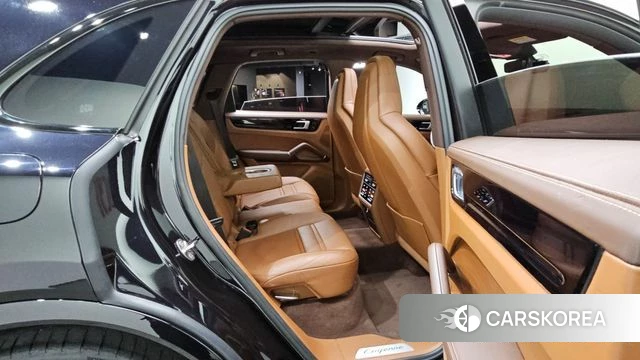Porsche Cayenne (PO536) 2019 Черный из Кореи, фото 3