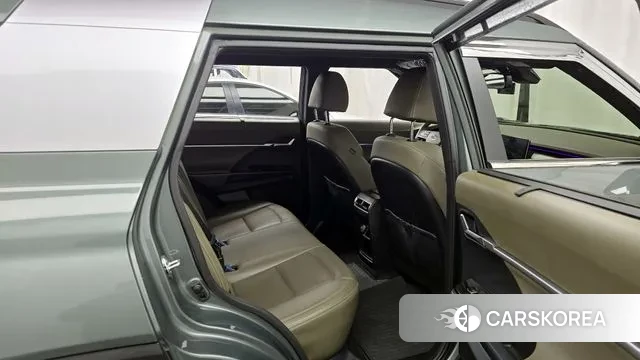 Ssangyong Torres 2023 Цвет галактики из Кореи, фото 3