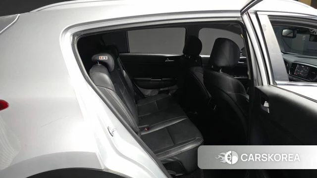 Kia Sportage The Bold 2019 Серебристо-серый из Кореи, фото 3