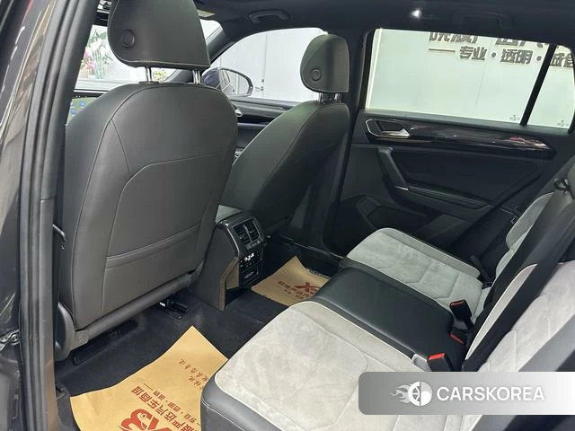 Volkswagen Tayron 2021 Черный из Китая, фото 3