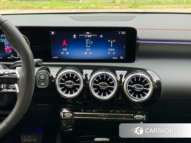 Mercedes-Benz A-Class 2023 Белый из Китая, фото 3