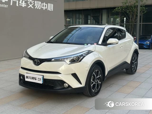Toyota C-HR 2021 Белый из Китая, фото 3