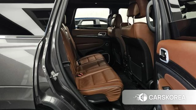 Jeep Grand Cherokee 2021 Серый из Кореи, фото 3